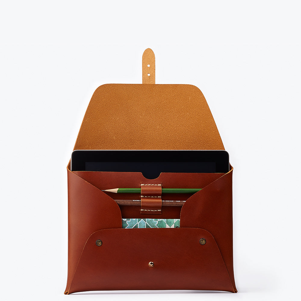Tablet Clutch Konyak