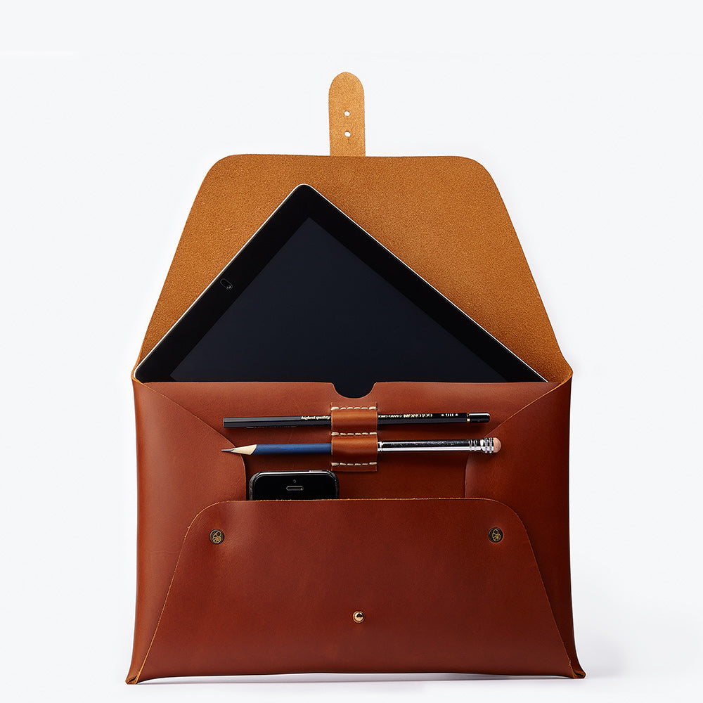 Laptop Clutch Konyak